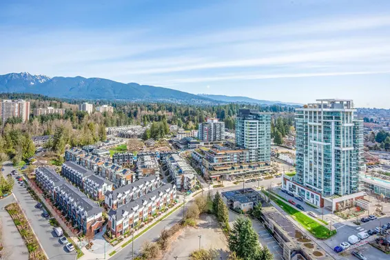 2001 200 Klahanie Court, West Vancouver For Sale - image 9