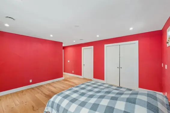 1329 Appin Road, North Vancouver For Sale - image 11