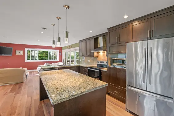 1329 Appin Road, North Vancouver For Sale - image 3