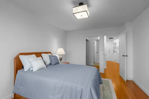 401 1390 Duchess Avenue, West Vancouver For Sale - image 11
