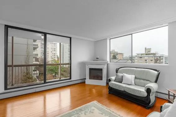 401 1390 Duchess Avenue, West Vancouver For Sale - image 7