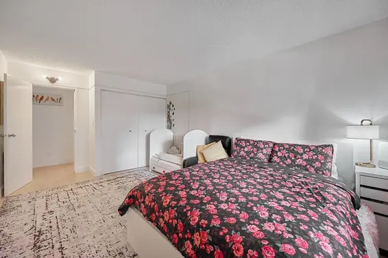 302 1515 Chesterfield Avenue, North Vancouver For Sale - image 12