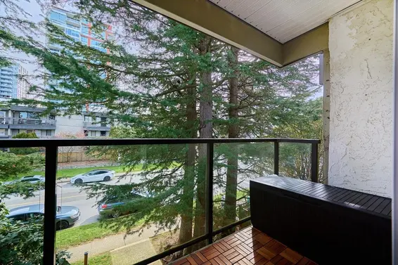 302 1515 Chesterfield Avenue, North Vancouver For Sale - image 16