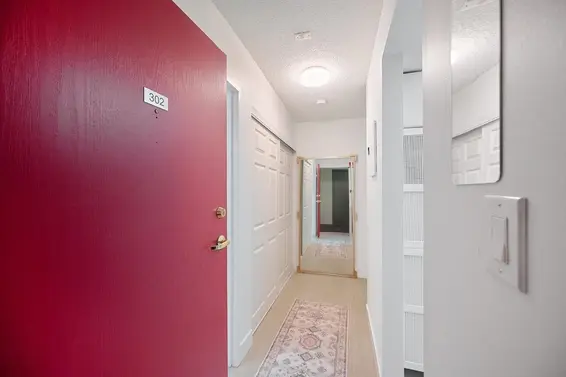 302 1515 Chesterfield Avenue, North Vancouver For Sale - image 17