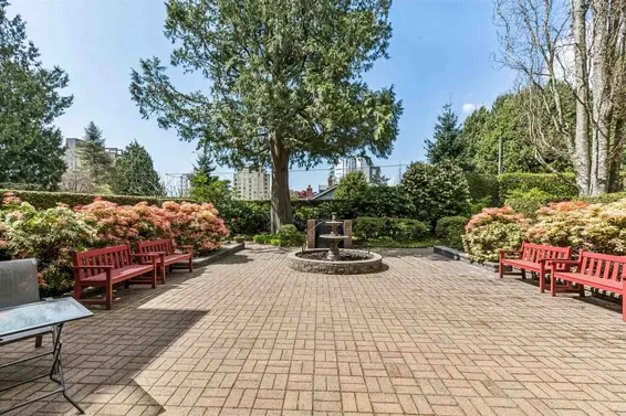 105 843 22nd Street, West Vancouver For Sale - image 30
