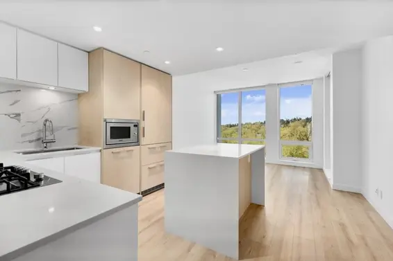 1808 1500 Fern St Street, North Vancouver For Sale - image 2