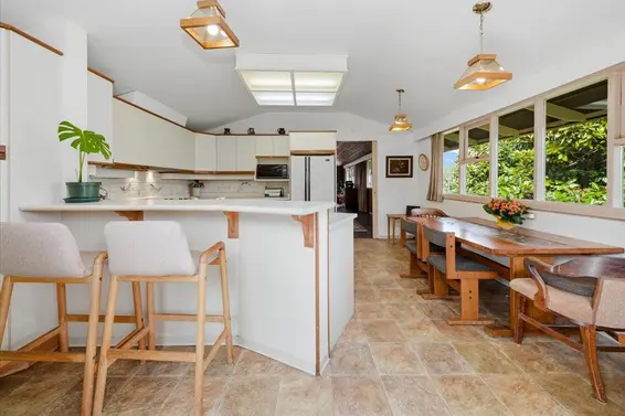 809 Roslyn Boulevard, North Vancouver For Sale - image 18