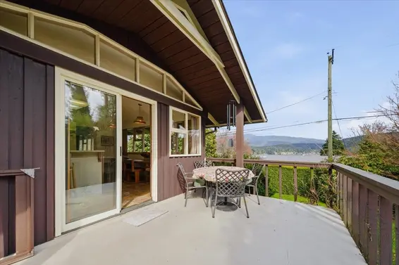 809 Roslyn Boulevard, North Vancouver For Sale - image 23