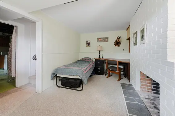 809 Roslyn Boulevard, North Vancouver For Sale - image 30