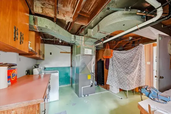 809 Roslyn Boulevard, North Vancouver For Sale - image 32