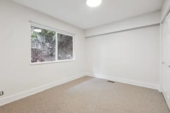 993 Chamberlain Drive, North Vancouver For Sale - image 18