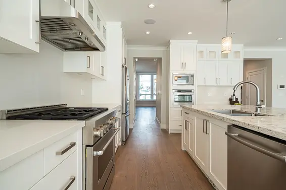 409 East 12Th Street, North Vancouver For Sale - image 16