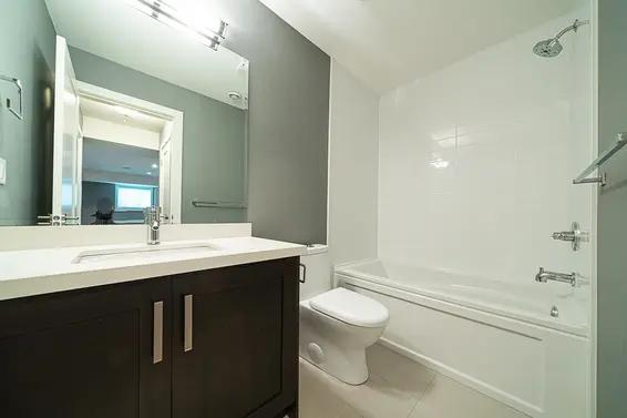 409 East 12Th Street, North Vancouver For Sale - image 34