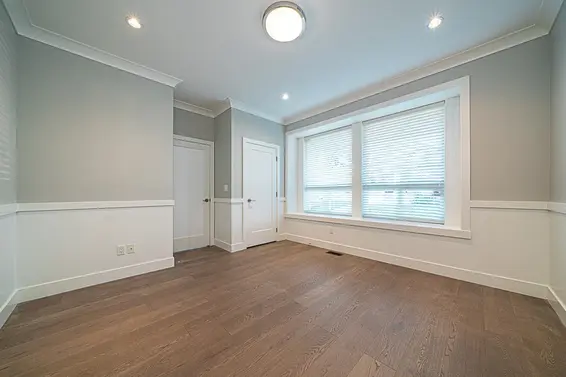 409 East 12Th Street, North Vancouver For Sale - image 8