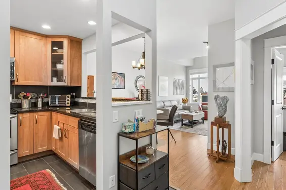 419 121 West 29th Street, North Vancouver For Sale - image 16