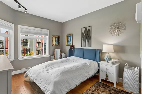 419 121 West 29th Street, North Vancouver For Sale - image 17
