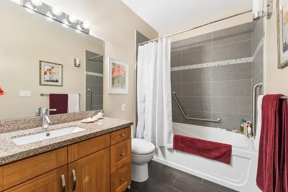 419 121 West 29th Street, North Vancouver For Sale - image 19