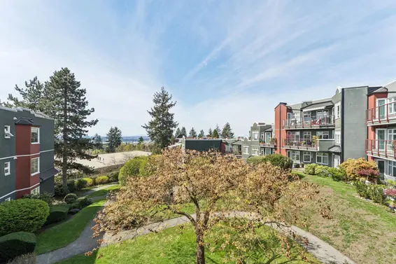 419 121 West 29th Street, North Vancouver For Sale - image 22