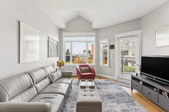 419 121 West 29th Street, North Vancouver For Sale - image 6