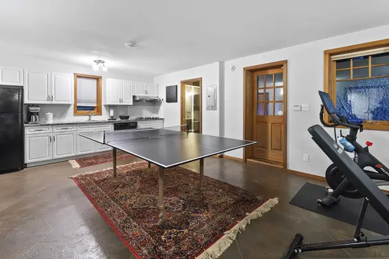 575 East 17th Street, North Vancouver For Sale - image 27