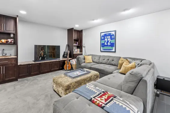 575 East 17th Street, North Vancouver For Sale - image 28