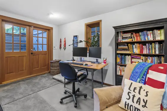 575 East 17th Street, North Vancouver For Sale - image 30