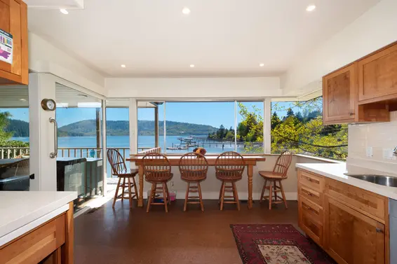 4455 Harris Place, North Vancouver For Sale - image 14