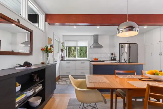 931 Belvista Crescent, North Vancouver