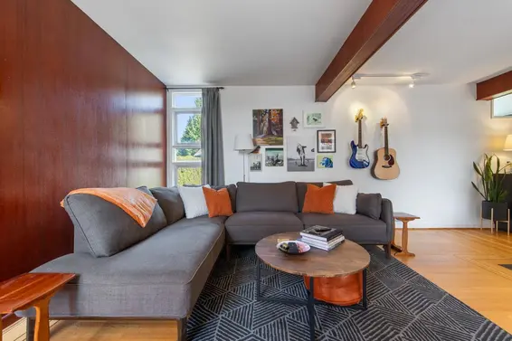 931 Belvista Crescent, North Vancouver For Sale - image 8