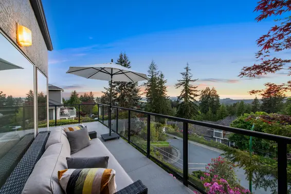 4210 Starlight Way, North Vancouver For Sale - image 3