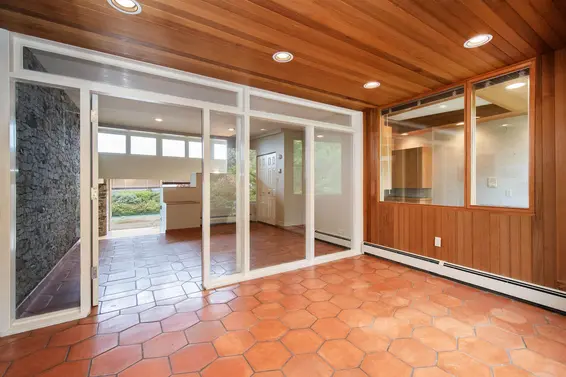 670 Fairmile Road, West Vancouver For Sale - image 10