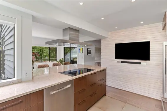 818 Frederick Road, North Vancouver For Sale - image 11