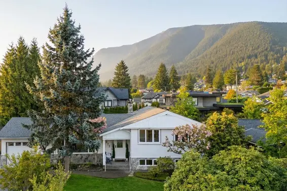 972 Beaconsfield Road, North Vancouver