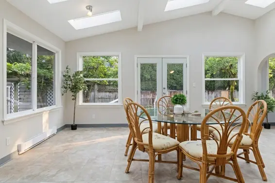 972 Beaconsfield Road, North Vancouver For Sale - image 11