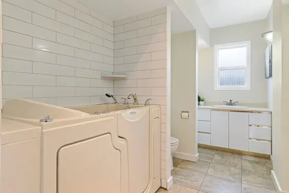 972 Beaconsfield Road, North Vancouver For Sale - image 24