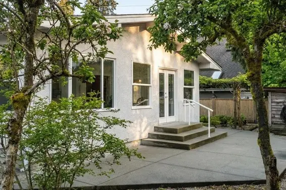 972 Beaconsfield Road, North Vancouver For Sale - image 33