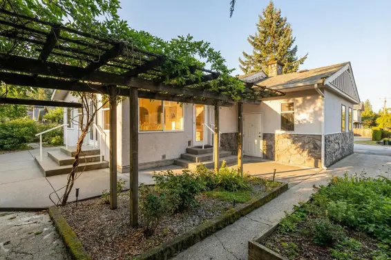 972 Beaconsfield Road, North Vancouver For Sale - image 34