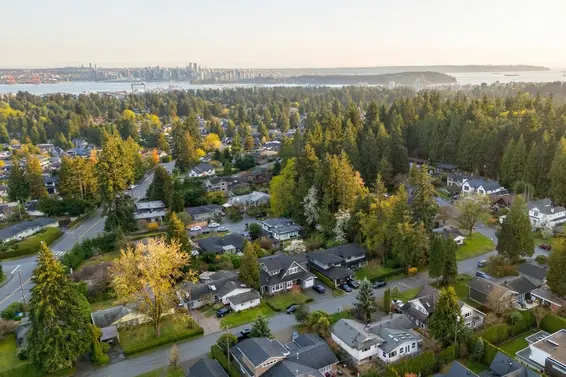 972 Beaconsfield Road, North Vancouver For Sale - image 6