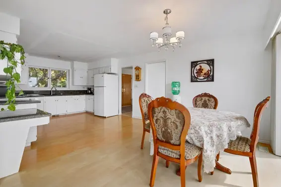 1456 Chartwell Drive, West Vancouver For Sale - image 8