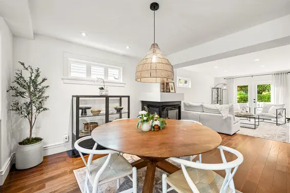 4365 Raeburn Street, North Vancouver For Sale - image 17
