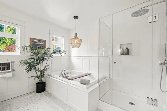 4365 Raeburn Street, North Vancouver For Sale - image 30