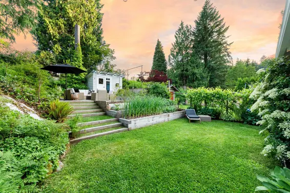 4365 Raeburn Street, North Vancouver For Sale - image 9