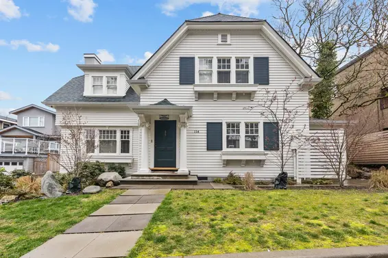 114 West Windsor Road, North Vancouver