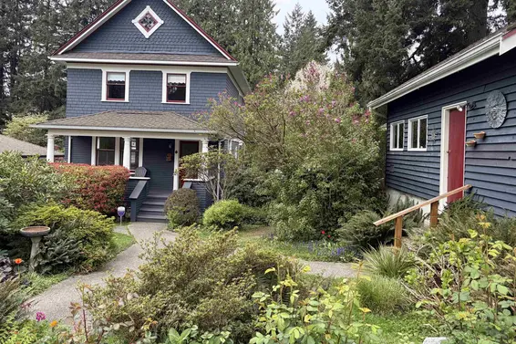 3039 St. Georges Avenue, North Vancouver