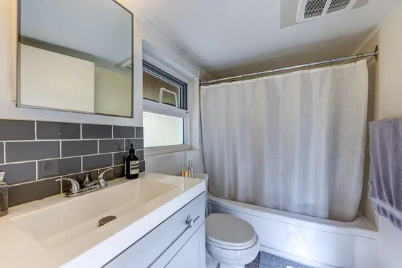 3039 St. Georges Avenue, North Vancouver For Sale - image 30