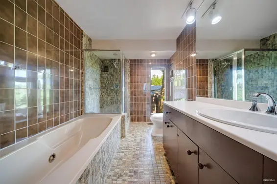 1752 Ottawa Place, West Vancouver For Sale - image 11