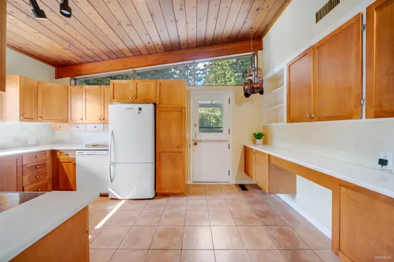 1752 Ottawa Place, West Vancouver For Sale - image 20