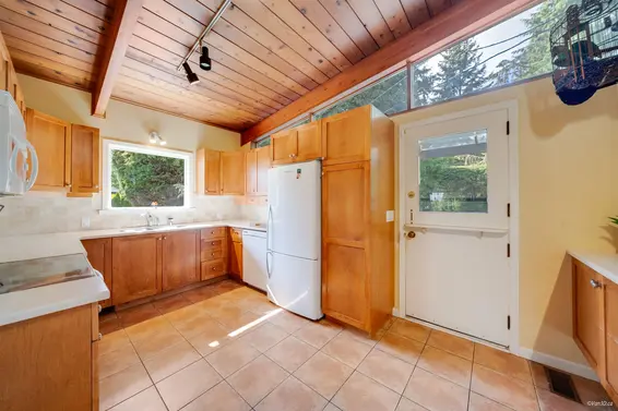 1752 Ottawa Place, West Vancouver For Sale - image 21