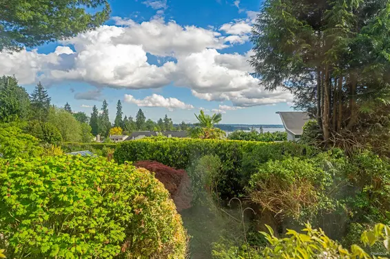 1752 Ottawa Place, West Vancouver For Sale - image 28