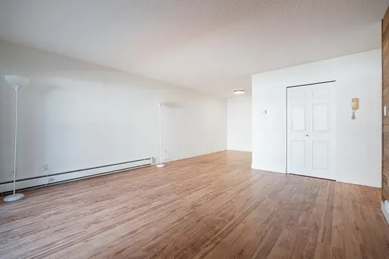 208 1550 Chesterfield Avenue, North Vancouver For Sale - image 18